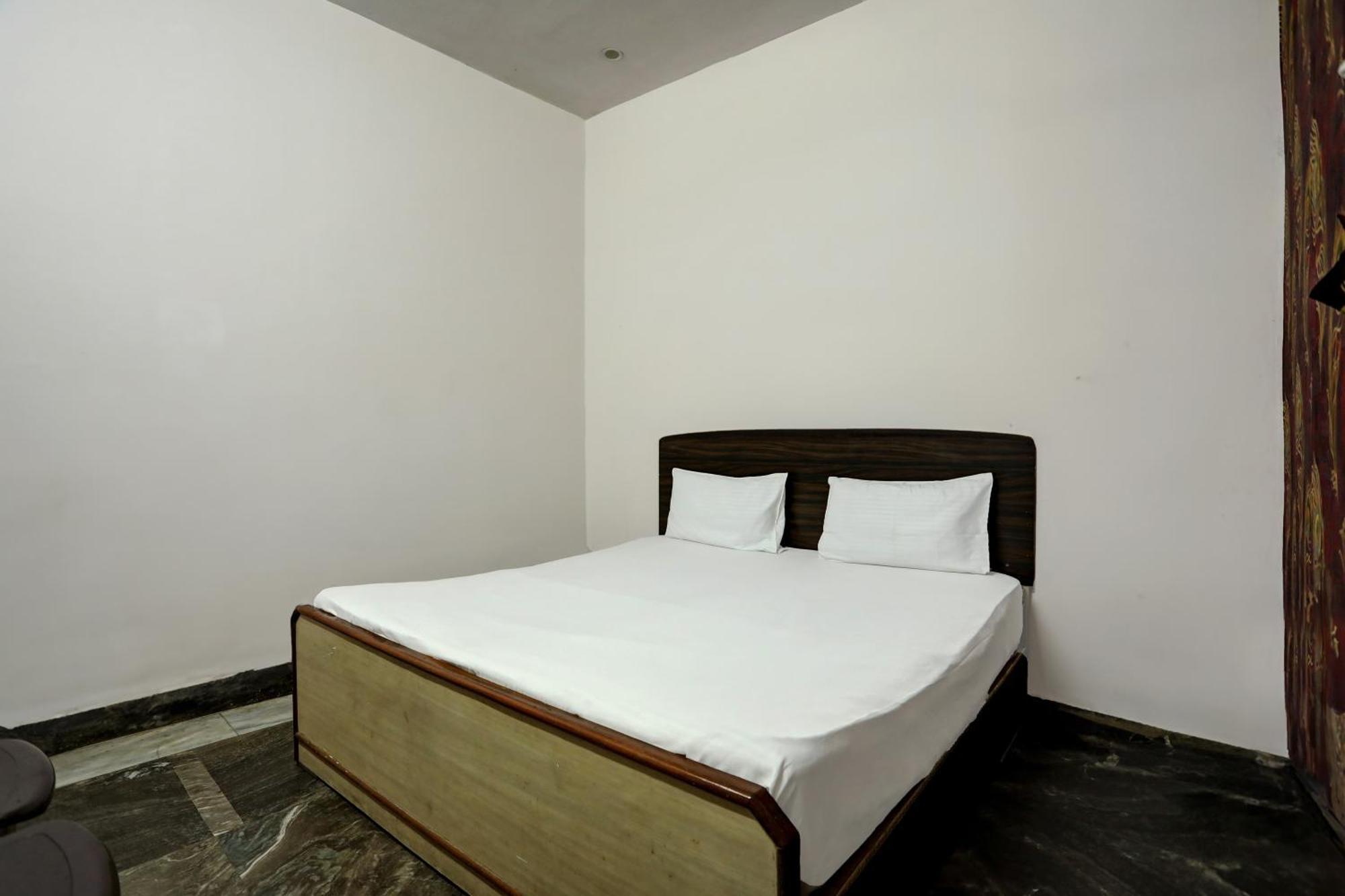 Hotel O Raaz Hotel Delhi Zewnętrze zdjęcie